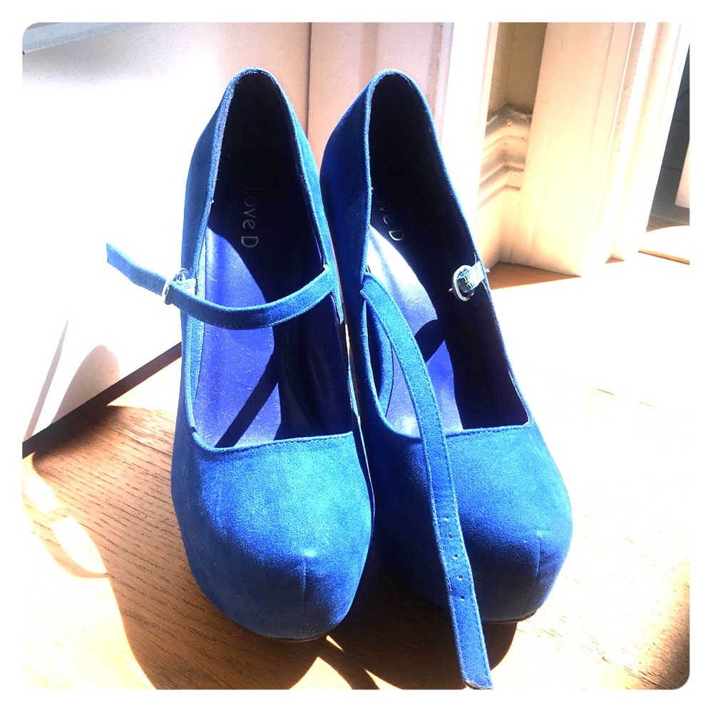 Women’s blue heels shoes